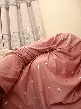 Snapshot of midnightmuse-03 chatting on 11.30.25 midnightmuse-03 online show from 11.30.25