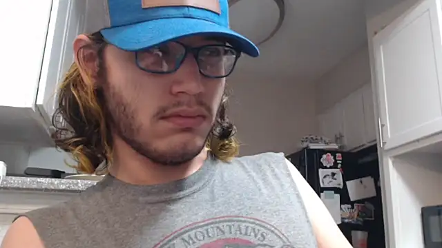 Snapshot of zacthefeetguy chatting on 01.09.26 zacthefeetguy online show from 01.09.26