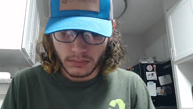 Snapshot of zacthefeetguy chatting on 01.13.26 zacthefeetguy online show from 01.13.26