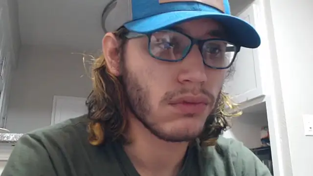 Snapshot of zacthefeetguy chatting on 01.14.26 zacthefeetguy online show from 01.14.26