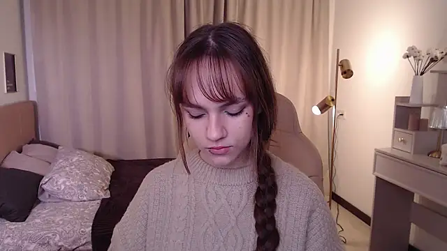 Snapshot of Jamie_Chung chatting on 11.26.25 Jamie Chung online show from 11.26.25