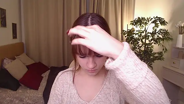 Snapshot of Jamie_Chung chatting on 11.28.25 Jamie Chung online show from 11.28.25