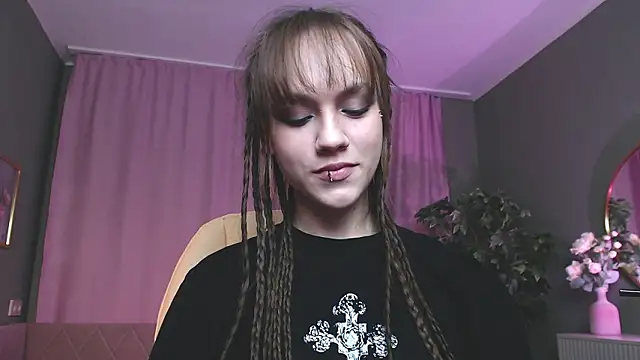 Snapshot of Jamie_Chung chatting on 02.01.26 Jamie Chung online show from 02.01.26