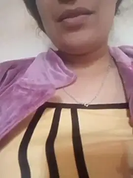 Snapshot of Joojo-sex chatting on 11.23.25 Joojo-sex online show from 11.23.25