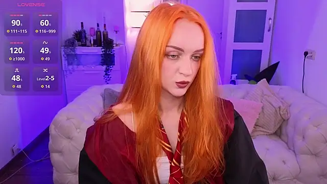 Snapshot of _pink_wassabi_ chatting on 11.02.25 pink wassabi online show from 11.02.25