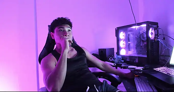 kenji azura1 online show from 10.28.25