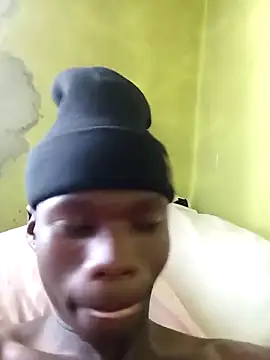 Snapshot of phumlanisanka chatting on 10.21.25 phumlanisanka online show from 10.21.25