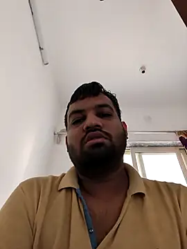 Snapshot of vinay_smalldick chatting on 12.14.25 vinay smalldick online show from 12.14.25