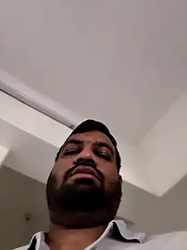 Snapshot of vinay_smalldick chatting on 12.15.25 vinay smalldick online show from 12.15.25