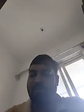 Snapshot of vinay_smalldick chatting on 12.20.25 vinay smalldick online show from 12.20.25