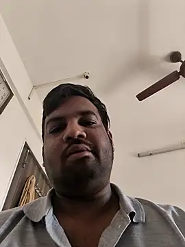 Snapshot of vinay_smalldick chatting on 01.11.26 vinay smalldick online show from 01.11.26