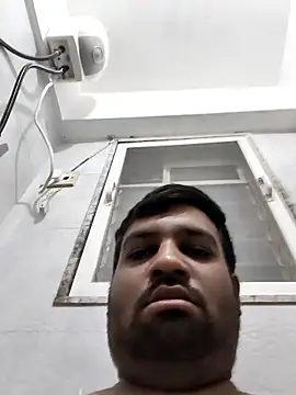 Snapshot of vinay_smalldick chatting on 01.15.26 vinay smalldick online show from 01.15.26