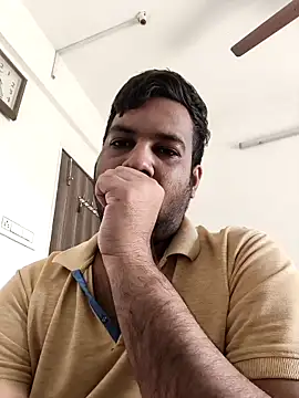 Snapshot of vinay_smalldick chatting on 01.16.26 vinay smalldick online show from 01.16.26