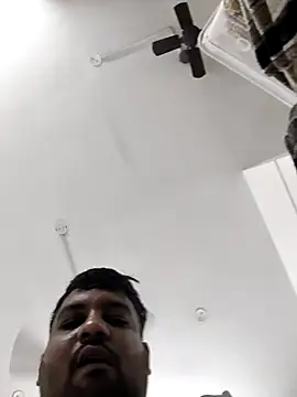 Snapshot of vinay_smalldick chatting on 02.02.26 vinay smalldick online show from 02.02.26