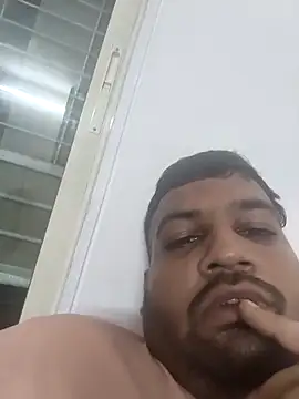 Snapshot of vinay_smalldick chatting on 05.08.26 vinay smalldick online show from 05.08.26
