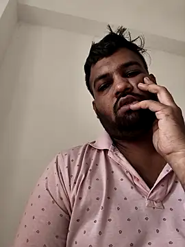 Snapshot of vinay_smalldick chatting on 05.15.26 vinay smalldick online show from 05.15.26