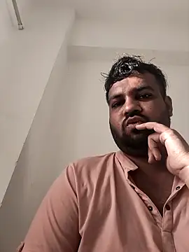 Snapshot of vinay_smalldick chatting on 05.19.26 vinay smalldick online show from 05.19.26