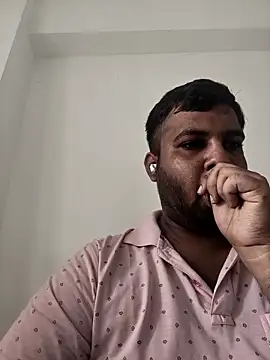 Snapshot of vinay_smalldick chatting on 05.20.26 vinay smalldick online show from 05.20.26