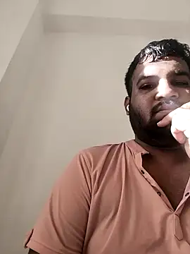 Snapshot of vinay_smalldick chatting on 05.27.26 vinay smalldick online show from 05.27.26