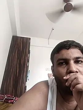 Snapshot of vinay_smalldick chatting on 06.03.26 vinay smalldick online show from 06.03.26