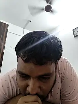 Snapshot of vinay_smalldick chatting on 06.08.26 vinay smalldick online show from 06.08.26