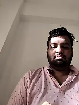 Snapshot of vinay_smalldick chatting on 06.09.26 vinay smalldick online show from 06.09.26
