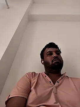 Snapshot of vinay_smalldick chatting on 06.11.26 vinay smalldick online show from 06.11.26