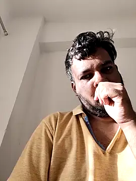 Snapshot of vinay_smalldick chatting on 06.17.26 vinay smalldick online show from 06.17.26