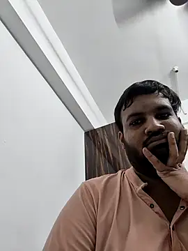 Snapshot of vinay_smalldick chatting on 06.19.26 vinay smalldick online show from 06.19.26