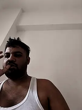 Snapshot of vinay_smalldick chatting on 07.16.26 vinay smalldick online show from 07.16.26