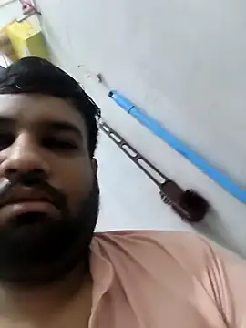 Snapshot of vinay_smalldick chatting on 08.03.26 vinay smalldick online show from 08.03.26