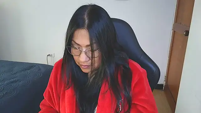 Snapshot of LissafeetHott chatting on 07.16.26 LissafeetHott online show from 07.16.26