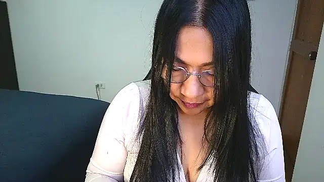 Snapshot of LissafeetHott chatting on 07.19.26 LissafeetHott online show from 07.19.26