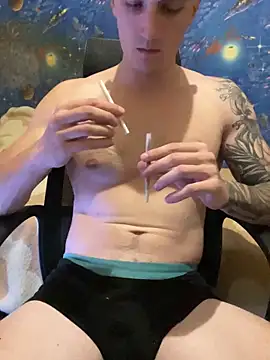 Snapshot of fronkie9384 chatting on 10.24.25 fronkie9384 online show from 10.24.25