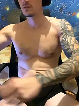 Snapshot of fronkie9384 chatting on 11.10.25 fronkie9384 online show from 11.10.25