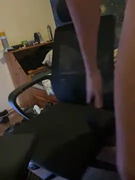 Snapshot of fronkie9384 chatting on 11.24.25 fronkie9384 online show from 11.24.25