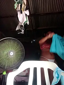 Lucy-Ferr online show from 09.08.25