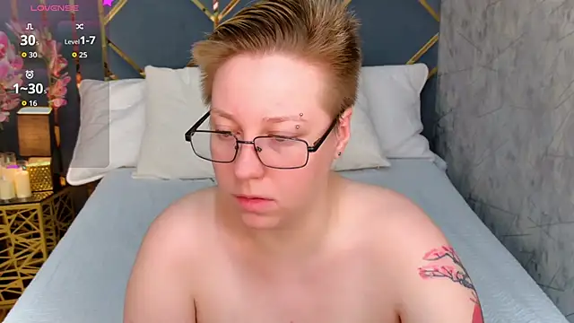 AlexandraGreen online show from 10.20.25