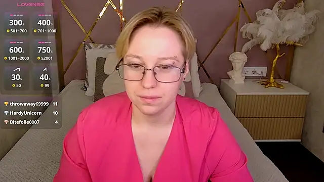 AlexandraGreen online show from 04.28.26