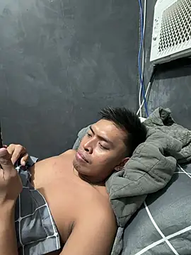 Snapshot of MisterMidnightXXX chatting on 07.17.26 MisterMidnightXXX online show from 07.17.26
