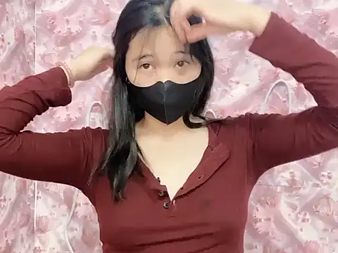 Snapshot of Miumiu028 chatting on 02.27.26 Miumiu028 online show from 02.27.26