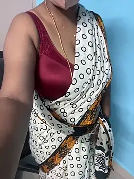 Snapshot of monal_95 chatting on 02.07.26 monal 95 online show from 02.07.26