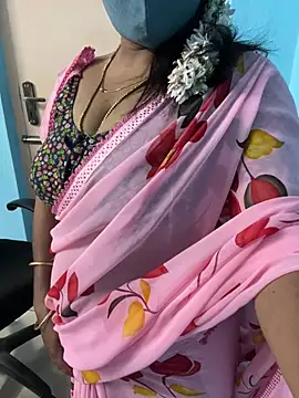 Snapshot of monal_95 chatting on 02.14.26 monal 95 online show from 02.14.26