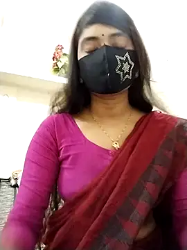 Puja-Rane online show from 10.25.25