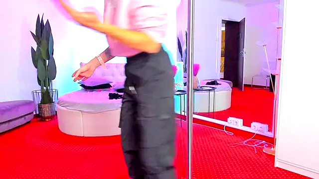 Snapshot of JessicaSky_ chatting on 10.27.25 JessicaSky online show from 10.27.25