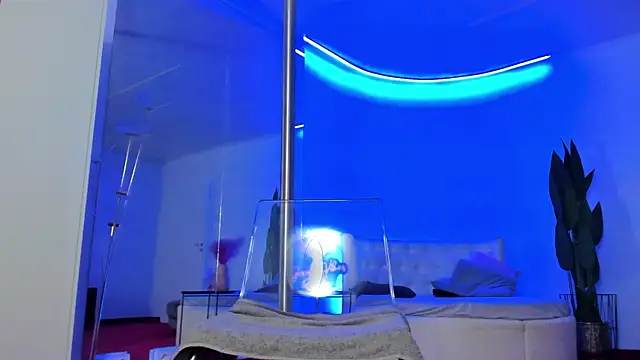 Snapshot of JessicaSky_ chatting on 12.03.25 JessicaSky online show from 12.03.25