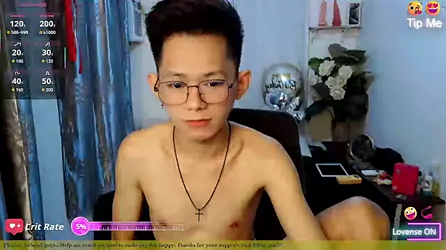 Snapshot of Skinny_CumLoader69 chatting on 07.02.26 Skinny CumLoader69 online show from 07.02.26