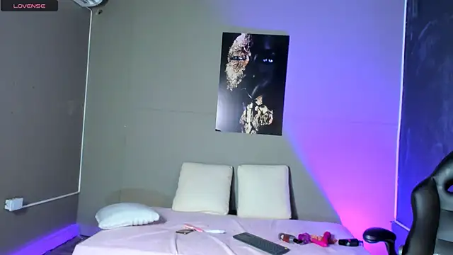 Snapshot of AliceFit_212 chatting on 03.06.26 AliceFit 212 online show from 03.06.26