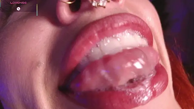 bri von dhara   online show from 03.12.26