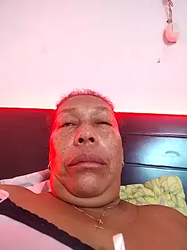 Snapshot of Naomi-Mature chatting on 02.12.26 Naomi-Mature online show from 02.12.26